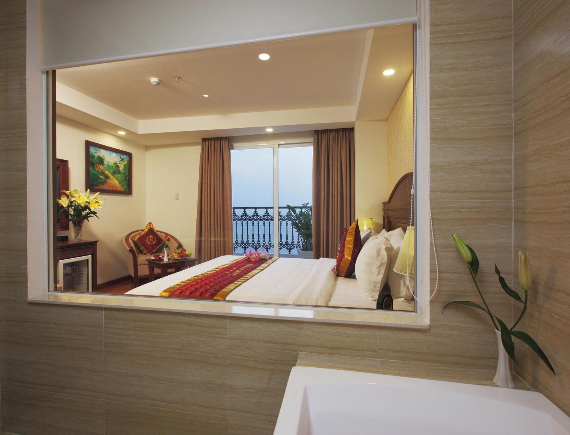 Hotel Regalia Nha Trang Exterior foto